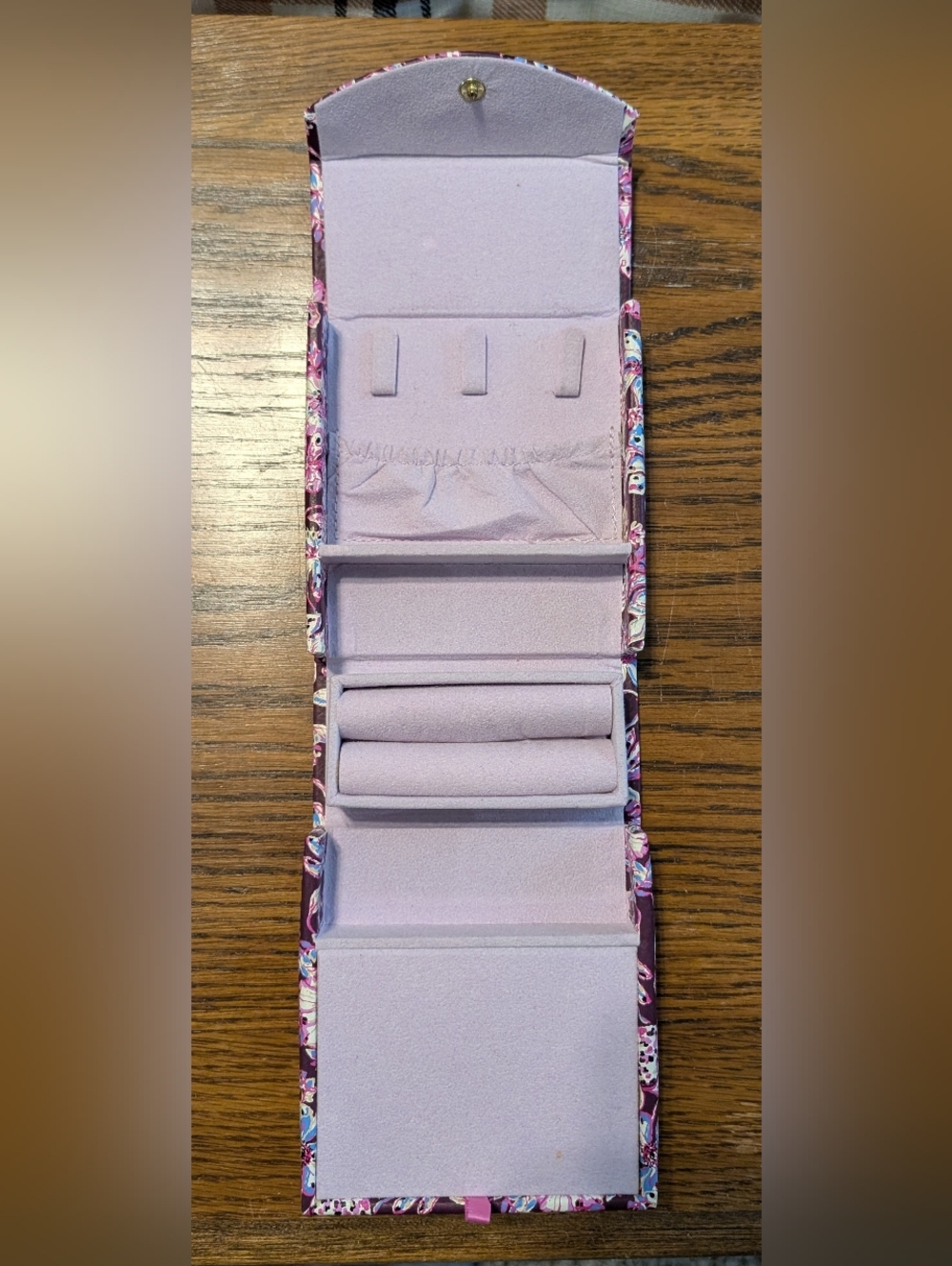 Lilly Pulitzer Floral Jewelry Travel Case in Plum Pink Blue - Picture 3 of 12